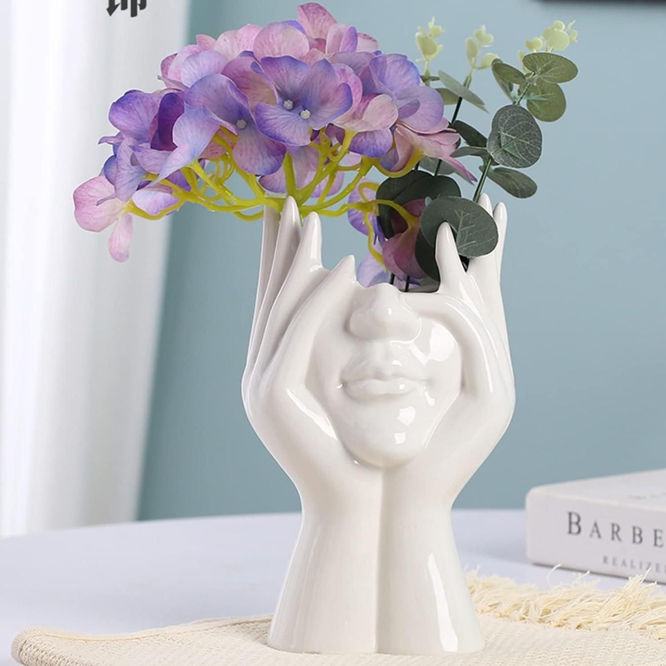 Aesthetic Face Vase – A Curated Piece of Art for the Elegant Home
